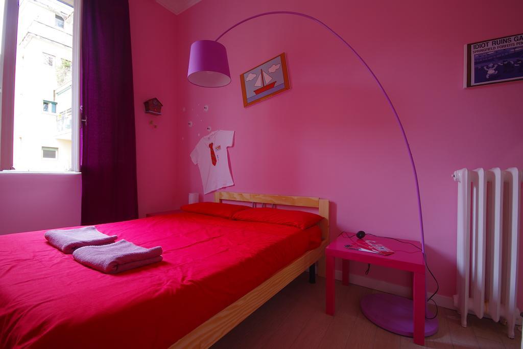 Movie Guesthouse Rom Værelse billede